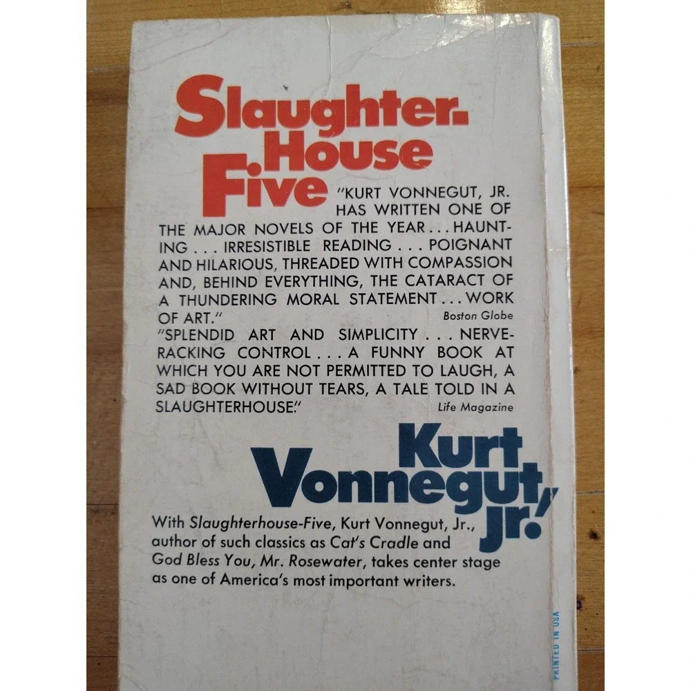 Slaughterhouse-Five - Kurt Vonnegut -‎ Dell Paperback Book 1974 Print Sci Fi